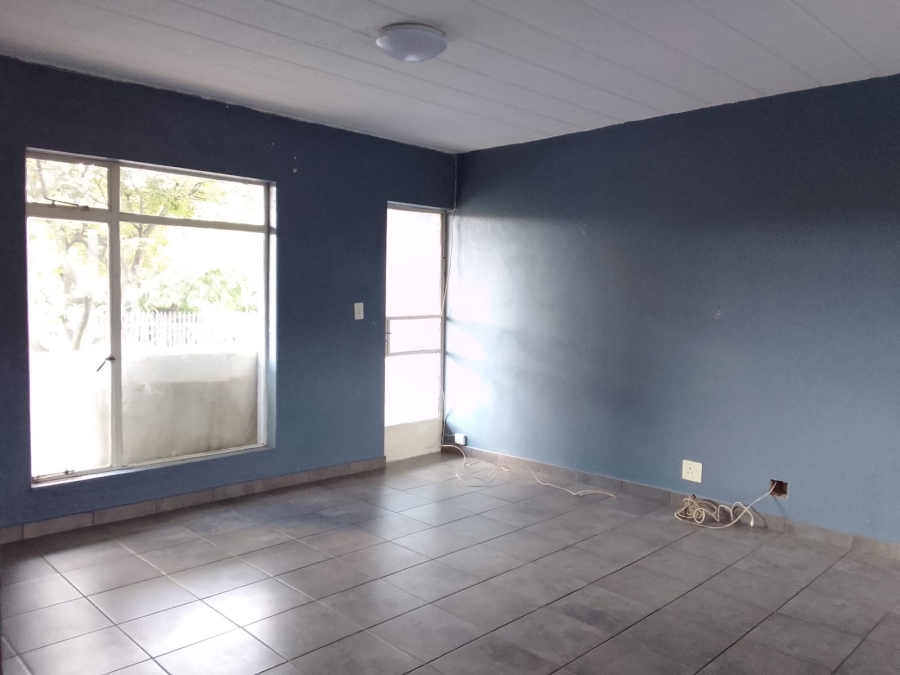 2 Bedroom Property for Sale in Aberdeen Eastern Cape